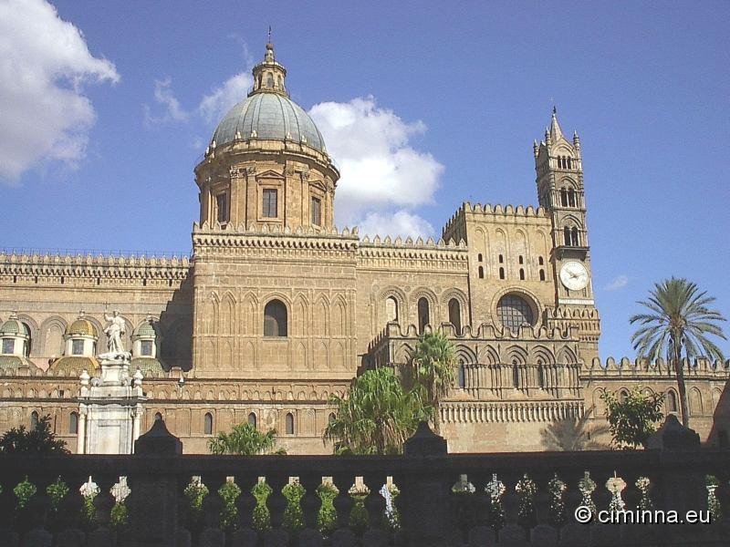 ../Images/Palermo_Cattedrale42.jpg