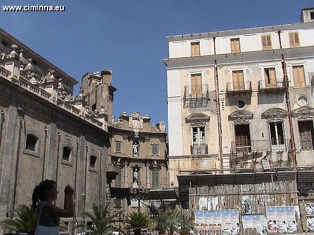 Palermo_Piazza_Pretoria_333 