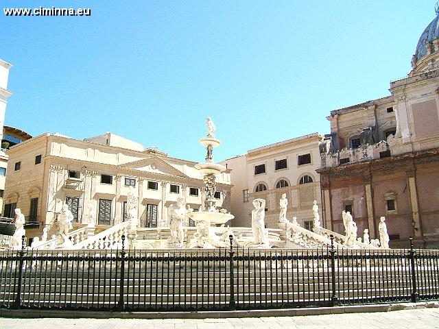 Palermo_PiiazzaPretoria001 